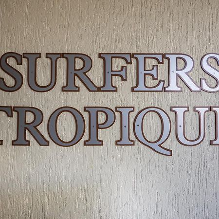 Surfers Tropique Holiday Apartments โกลด์โคสต์ ภายนอก รูปภาพ