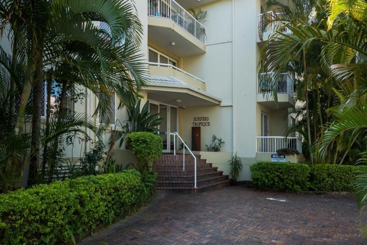 Surfers Tropique Holiday Apartments โกลด์โคสต์ ภายนอก รูปภาพ