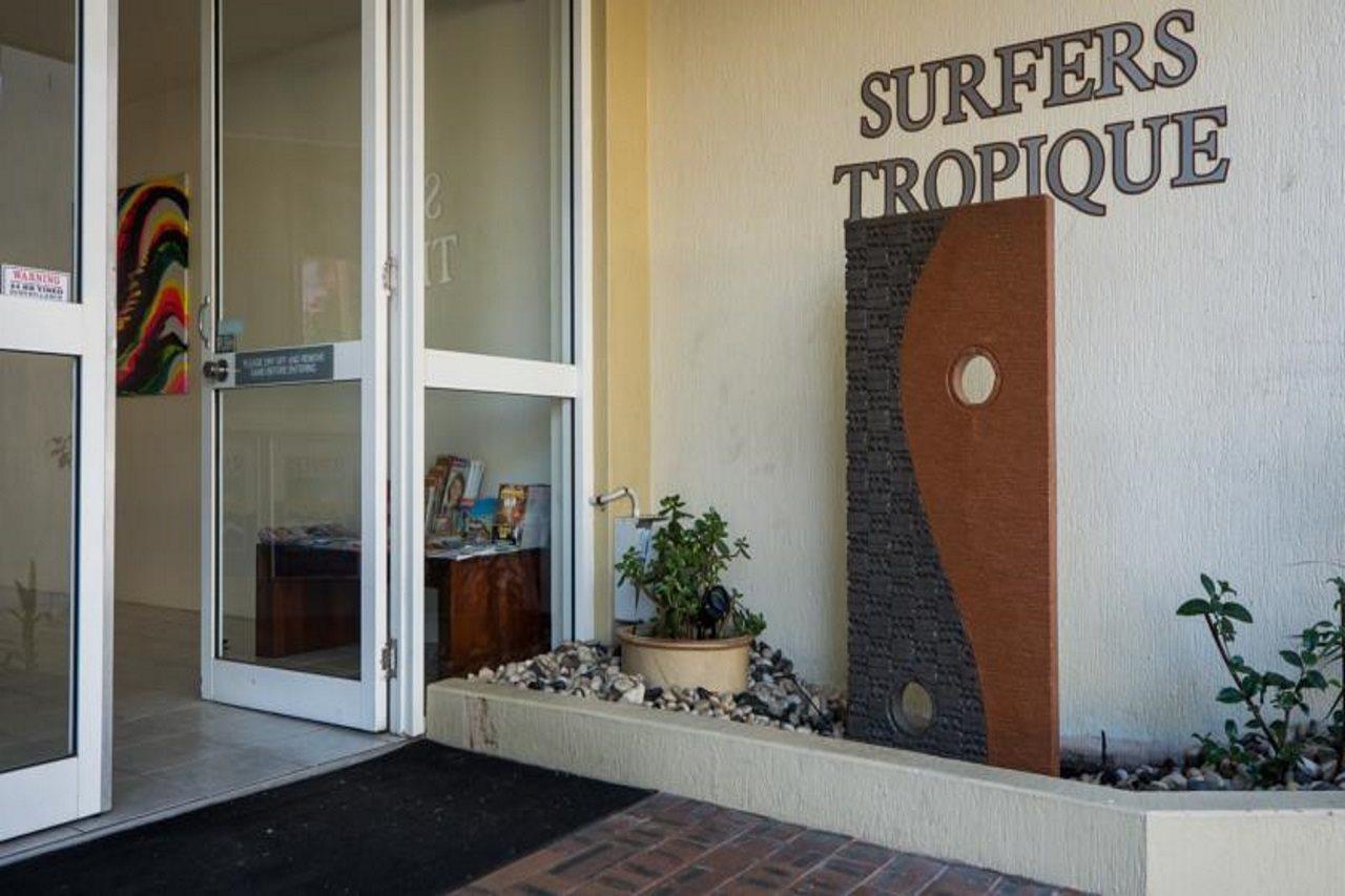 Surfers Tropique Holiday Apartments โกลด์โคสต์ ภายนอก รูปภาพ