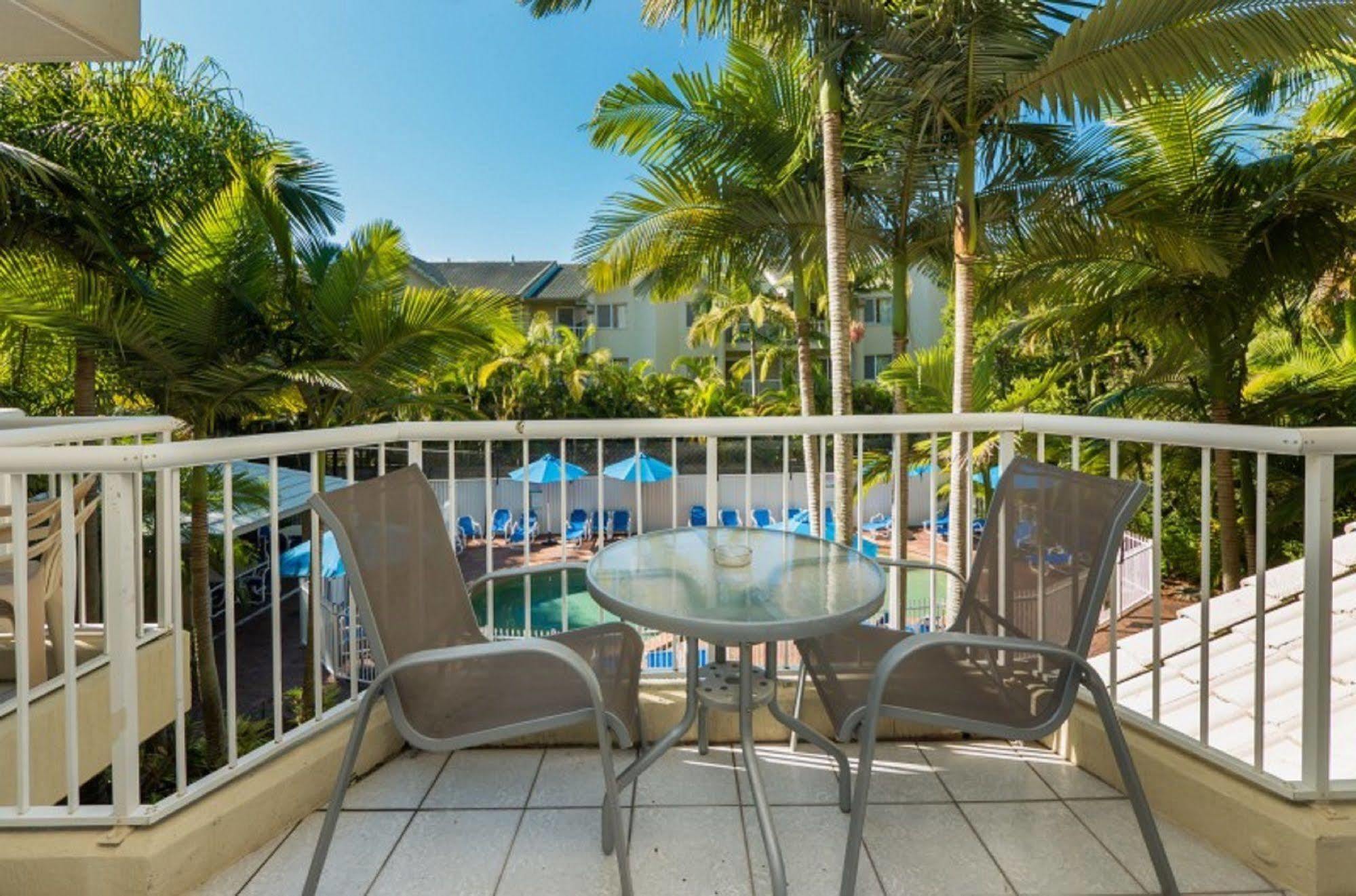 Surfers Tropique Holiday Apartments โกลด์โคสต์ ภายนอก รูปภาพ